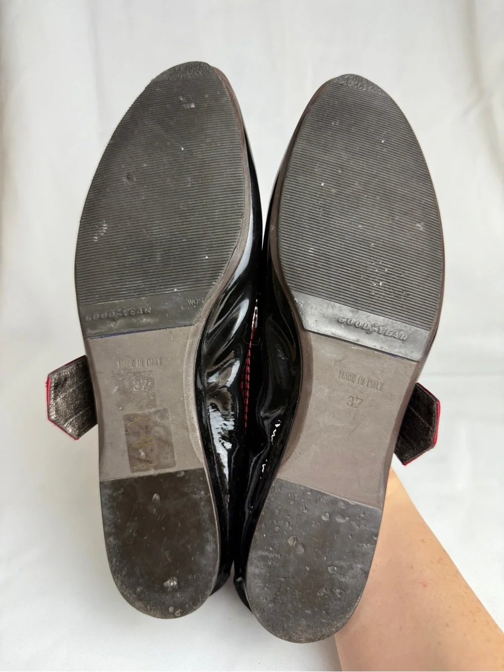 VTG Dove Nuotano Gil Squali Black Patent Leather Mary Jane Flats 6.5 Italian
